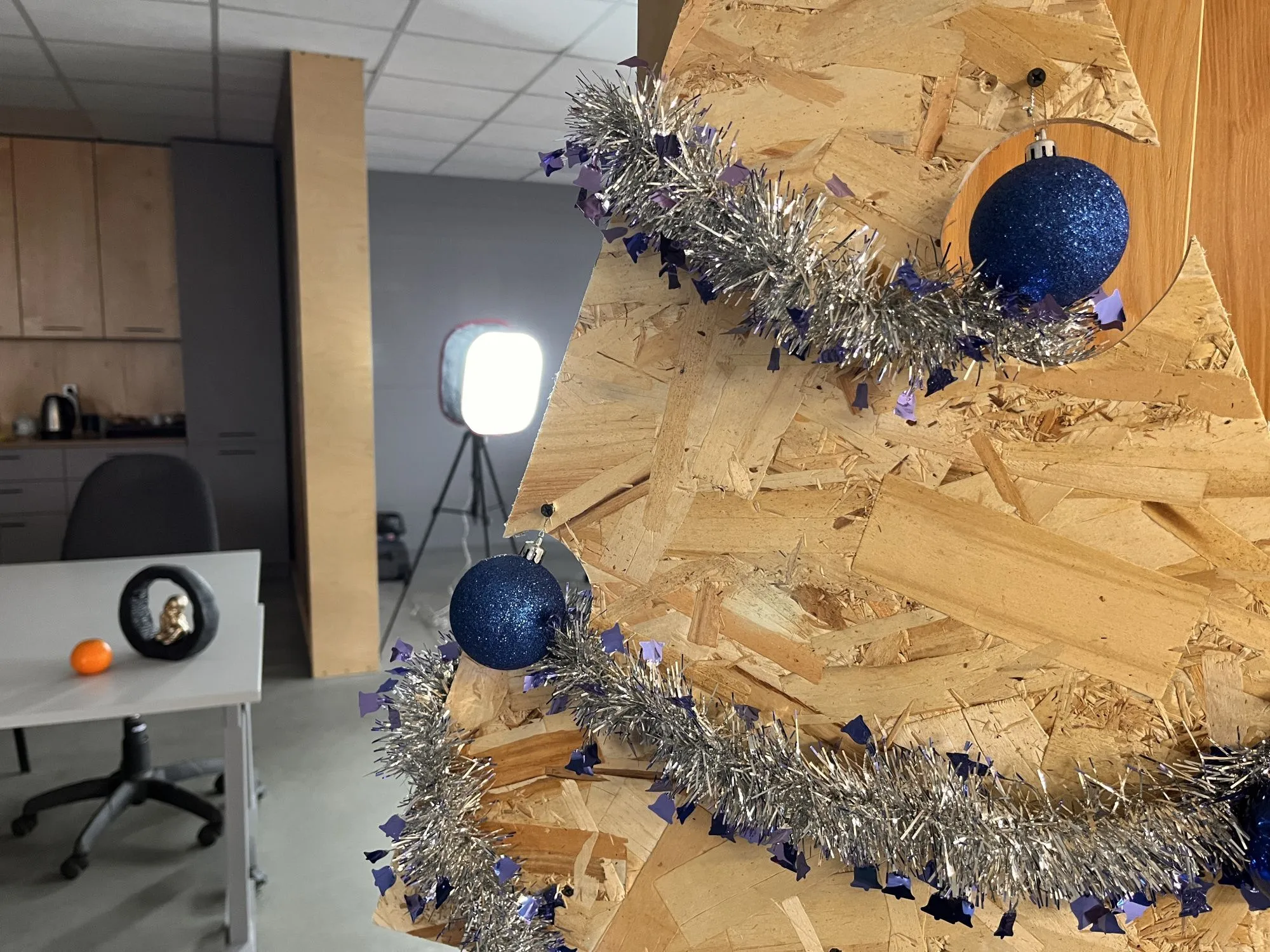 Елка из фанеры своими руками: простая идея для новогоднего декора Елка из фанеры своими руками: простая идея для новогоднего декора